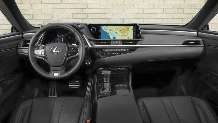 2019_lexus_es_fint_1_0_0.jpg