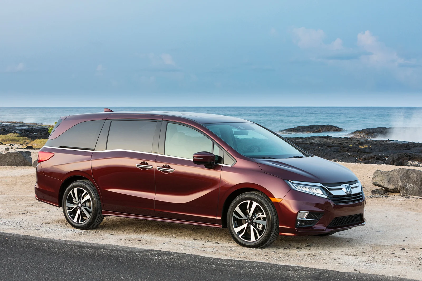 2019-honda-odyssey-01.jpg