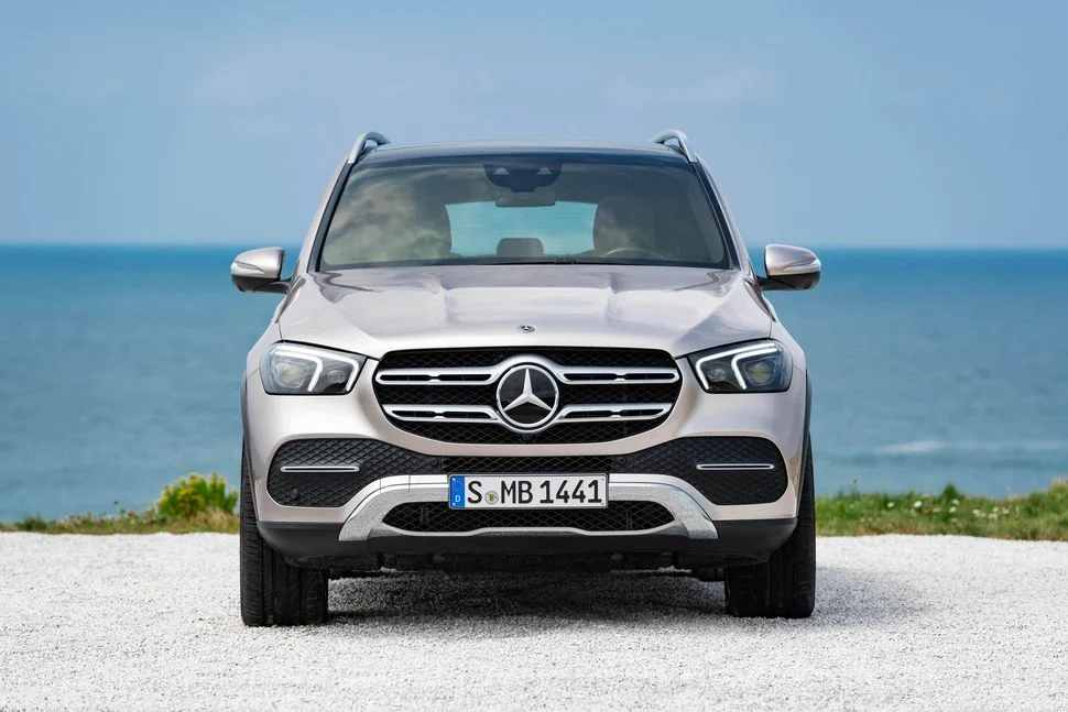 GLE HEAD ON.jpg
