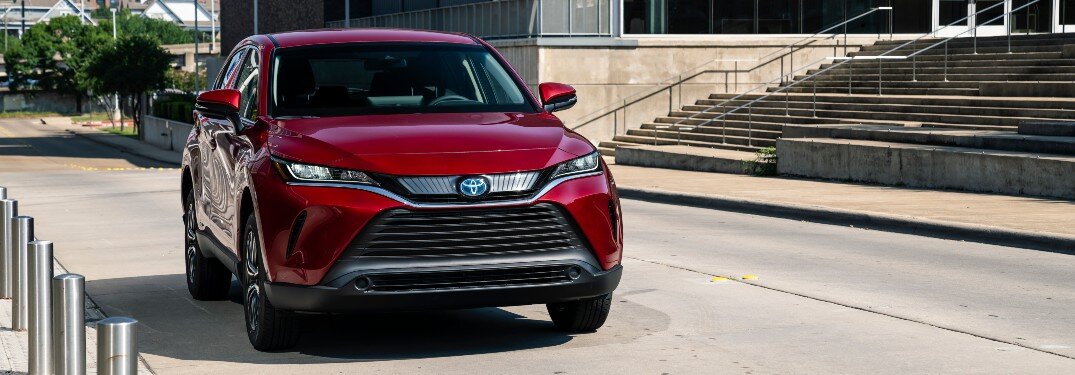 2021-Toyota-Venza-LE-from-exterior-front_o.jpg