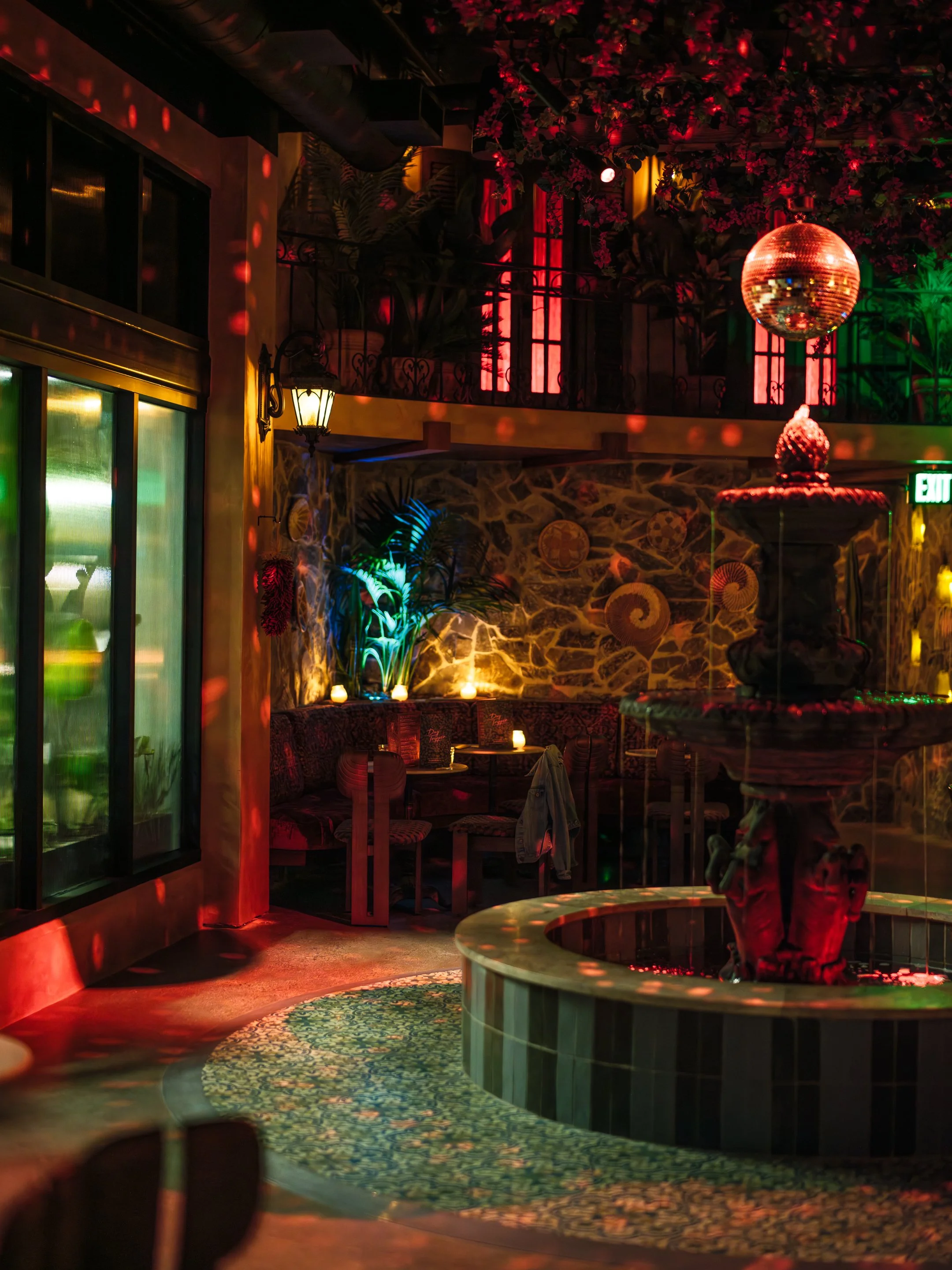 DayTripper_NighttimeCourtyard_1.jpg