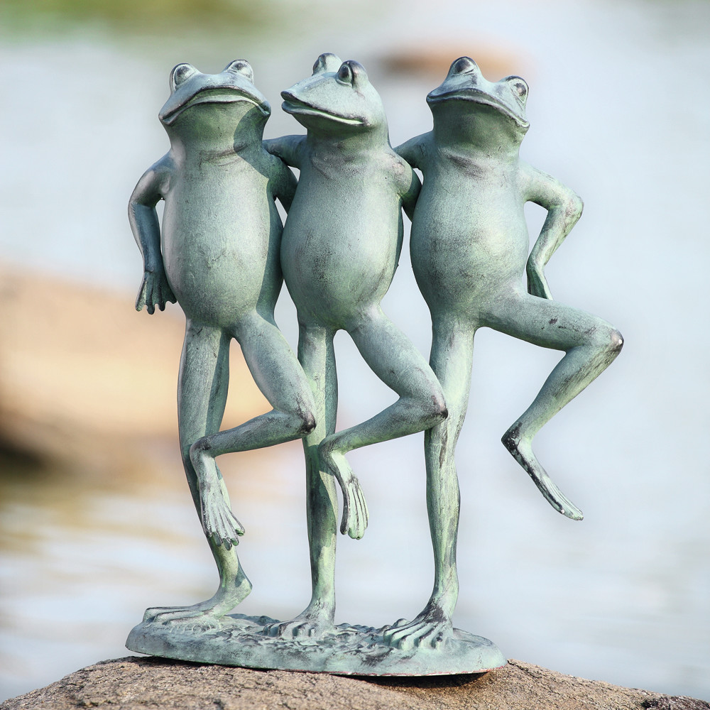 Dancing+Frog+Trio+Statue.jpg