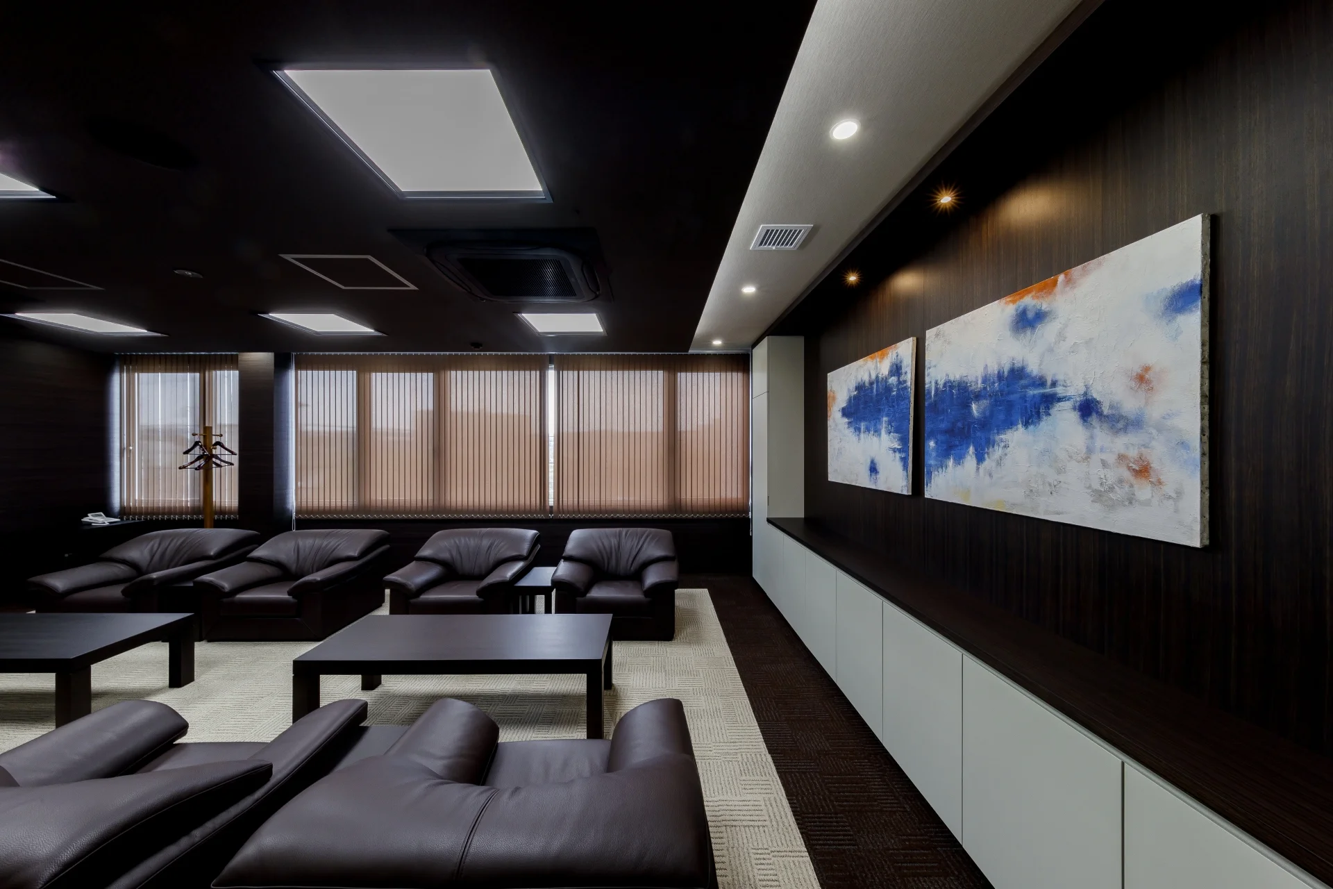 SHIN NIHON INSATSU • JUJU INTERIOR DESIGNS LTD. (NAGOYA, JAPAN) • CORPORATE OFFICE COORDINATE