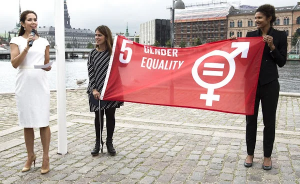 El fortalecimiento de la Mujer: Participación política y El poder de decisión