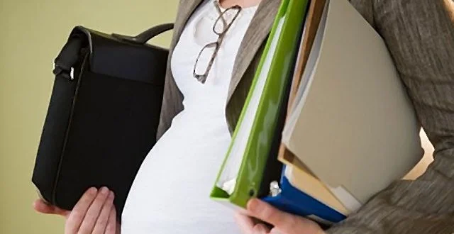 Maternidad y economía, por qué separarlos