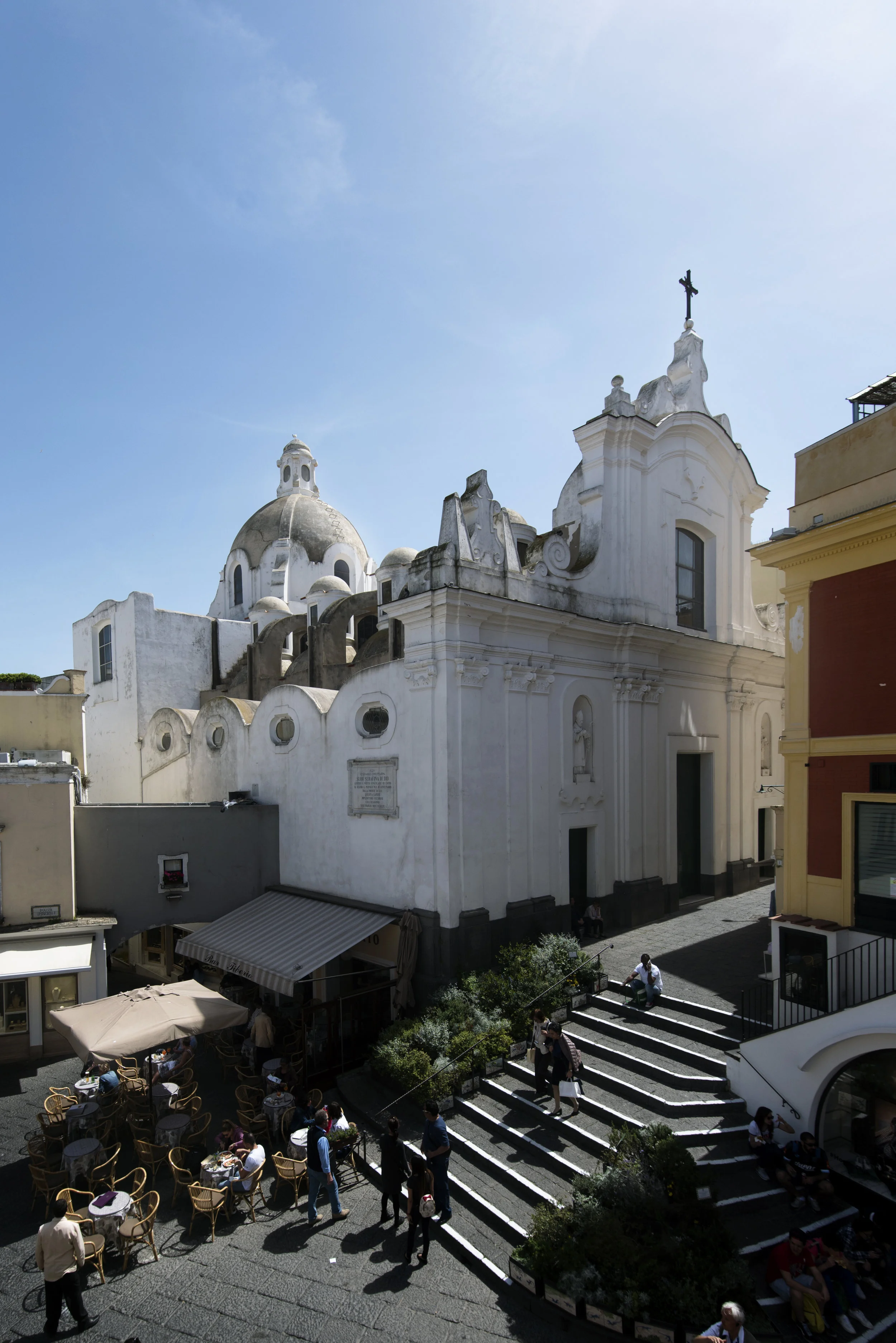 CAPRI CENTRE SQUARE.jpg