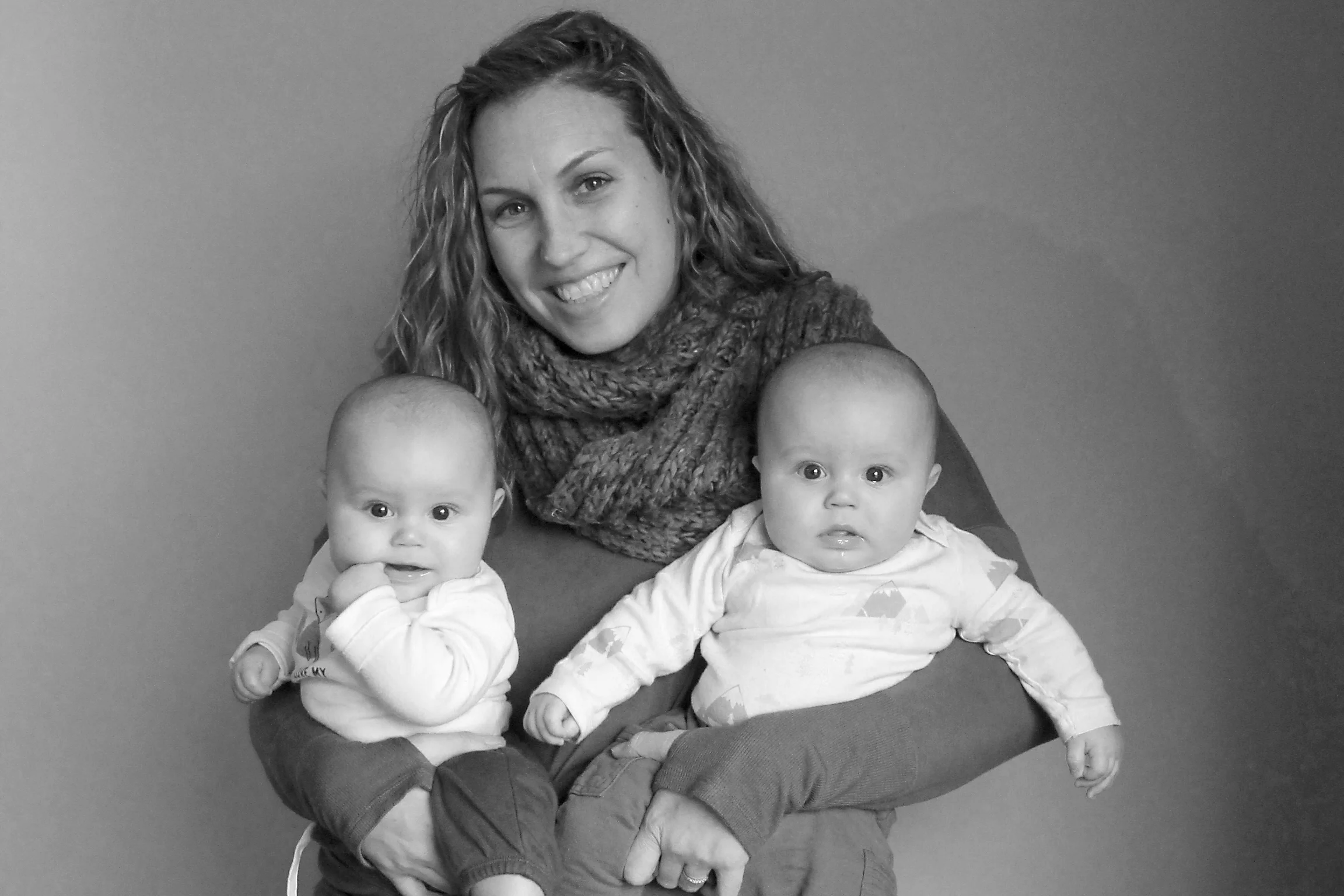 susan-breastfeeding-twins-tandem.jpg