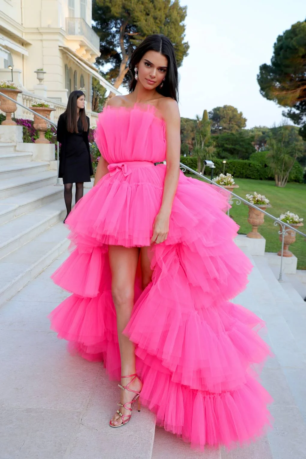 Cannes - Kendall Jenner in Giambattista Valli x H&M.jpg