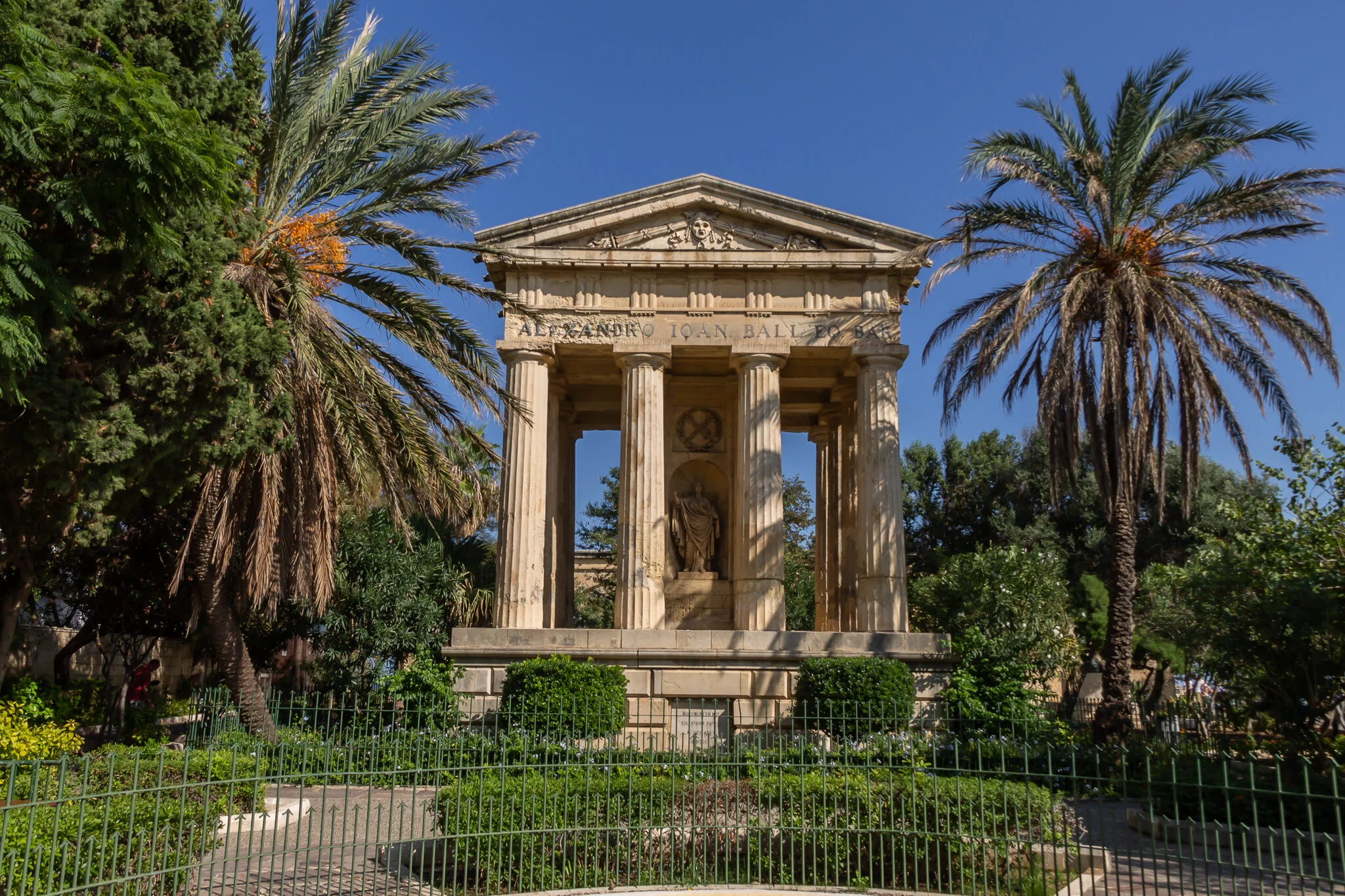  All neoclassical Monument to Sir Alexander Ballin the Lower Barrakka Gardens in Valletta. 