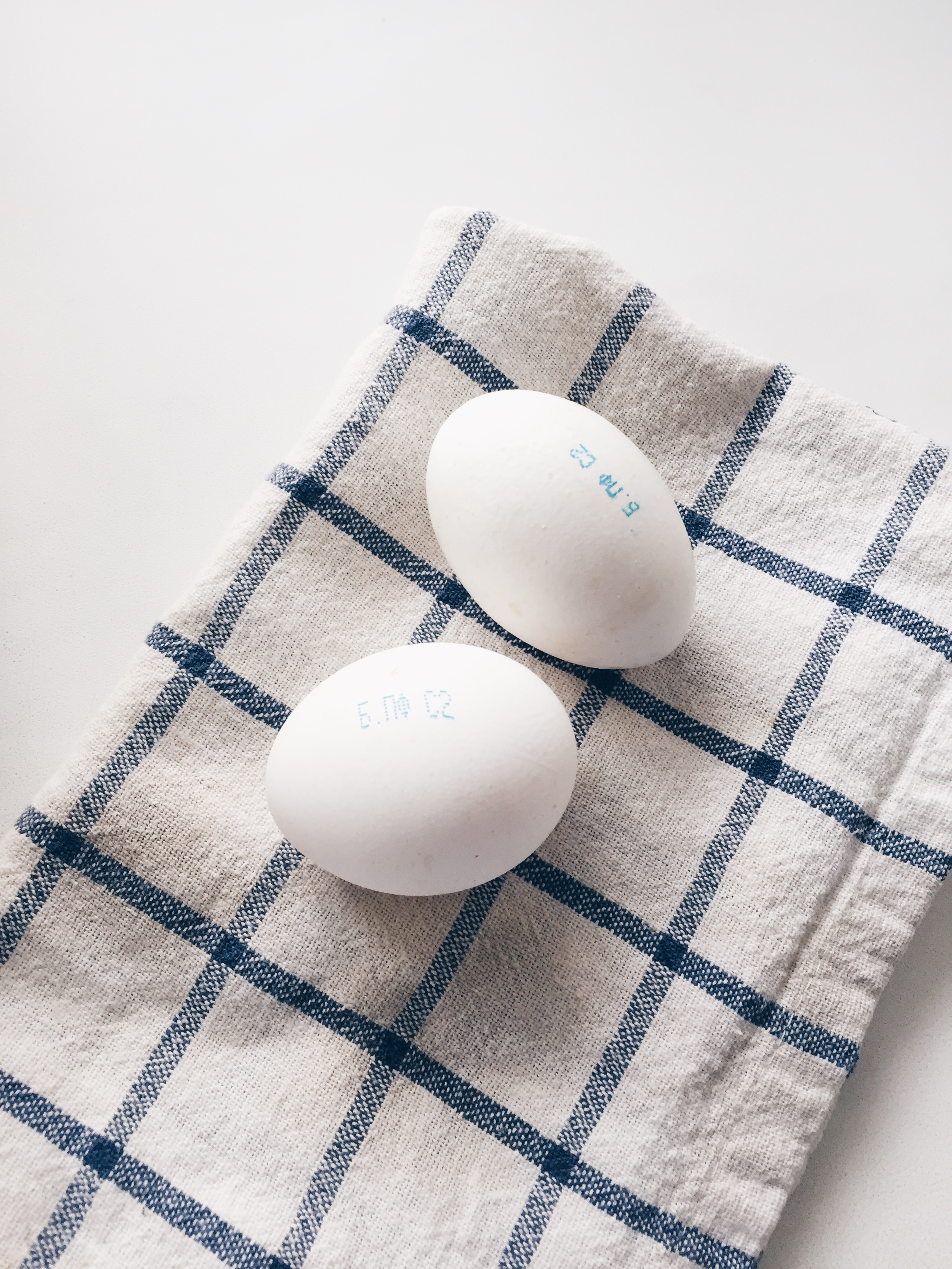 There's no need to get extra large eggs if you don't have them. These little nuggets do just fine.