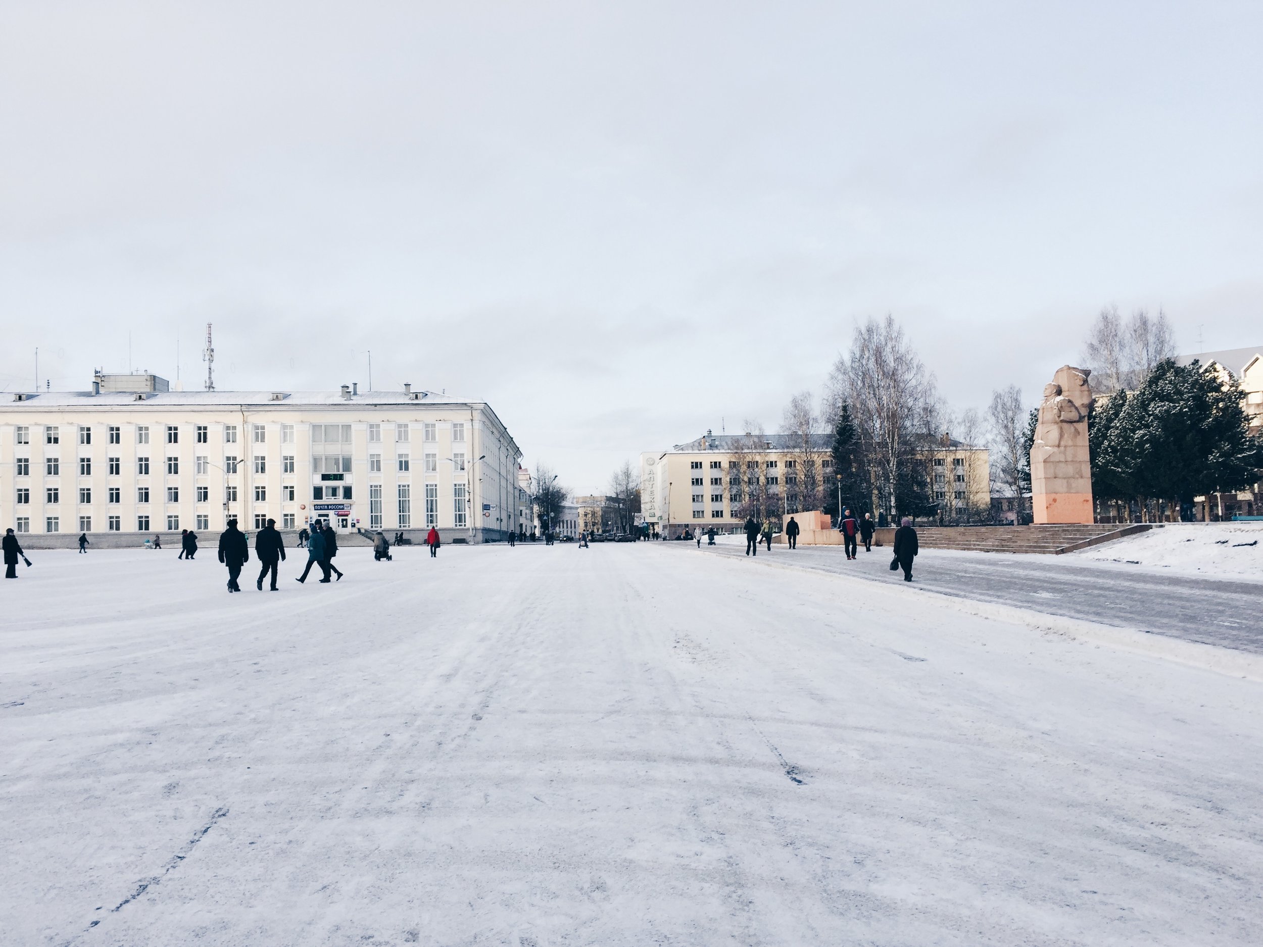 The main square with a statue of Lenin to the right.