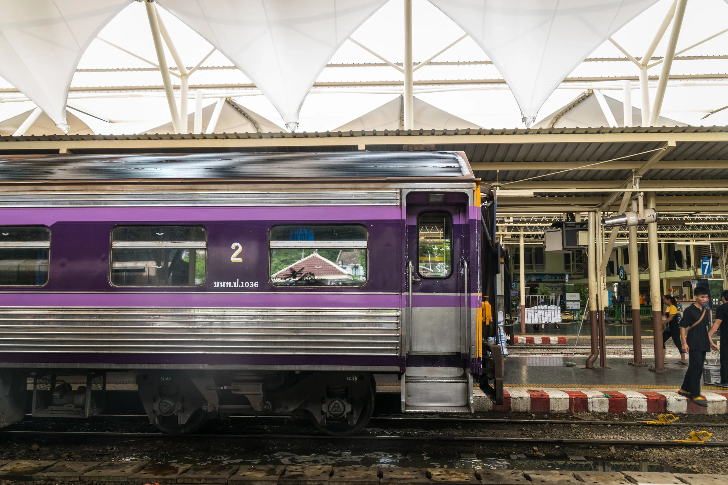 Ayutthaya_train-4.jpg