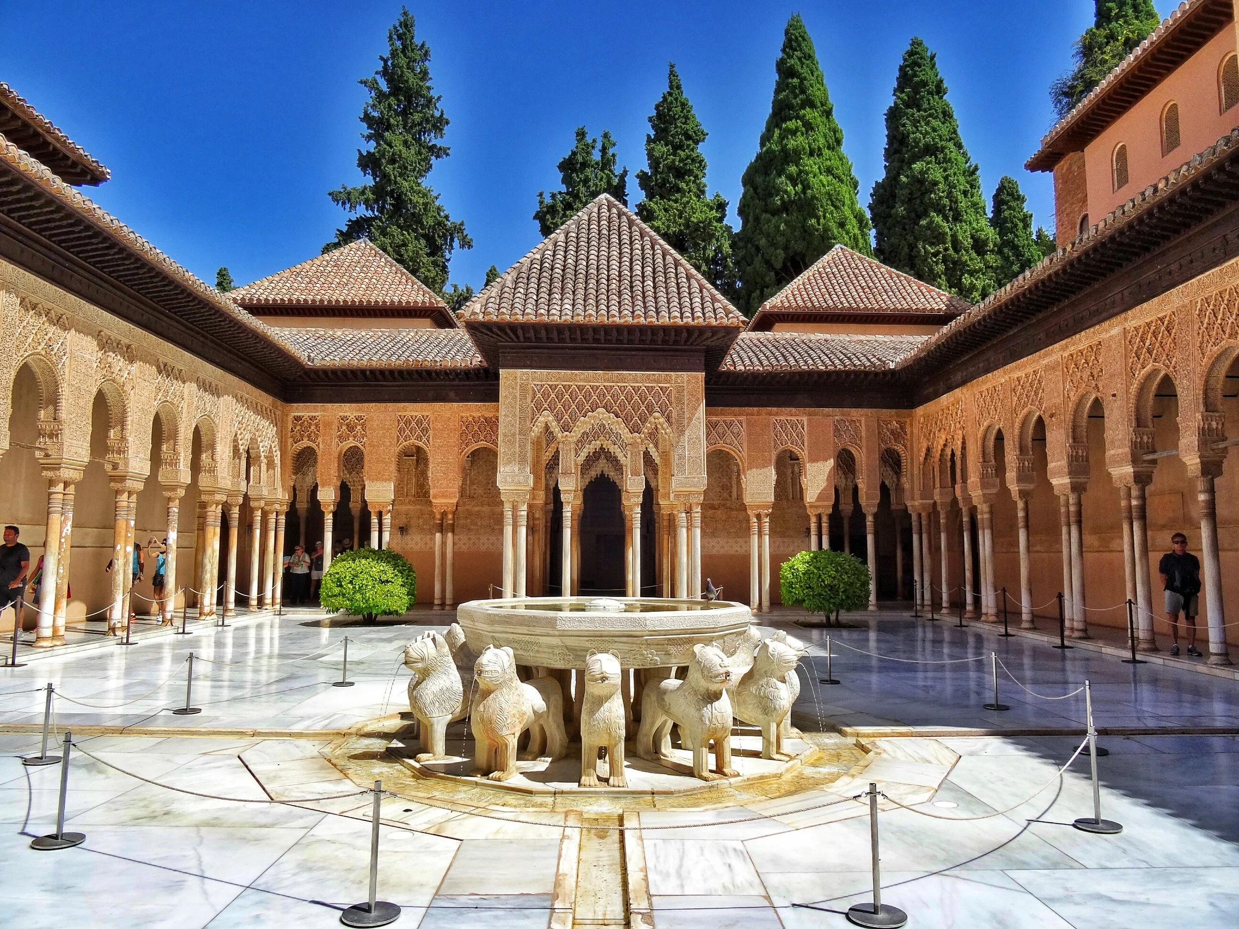 Patio de los Leones (photo credit: World Wanderista )