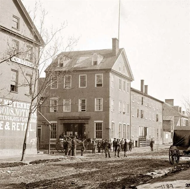 The Marshall house, King & Pitt Streets, 1860s (photo credit: old-picture.com )