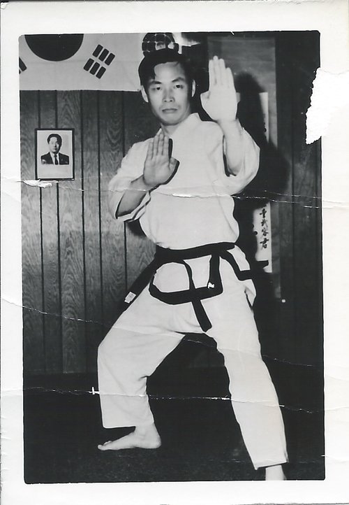 0036 Grandmaster Lee United Tae Kwon Do 1974.jpg