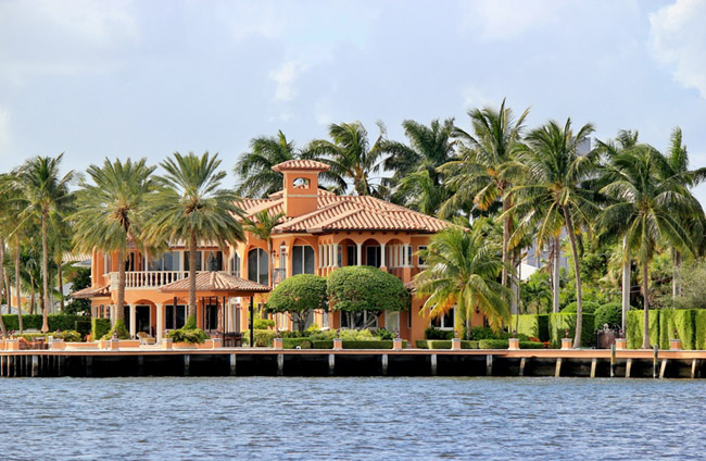 Vero_Beach_Waterfront_Home_1.jpg