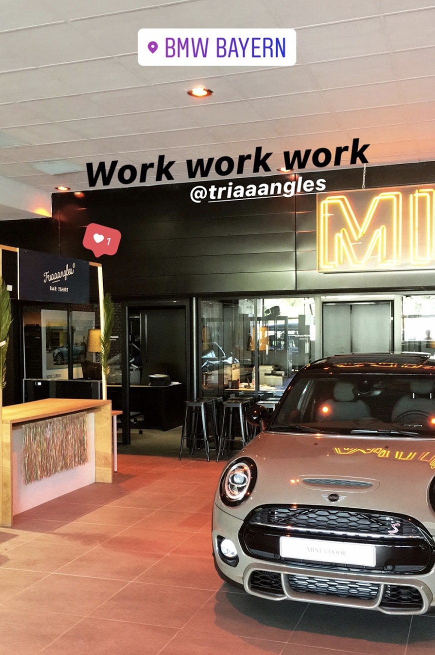 Le bar est installé… Place au show !