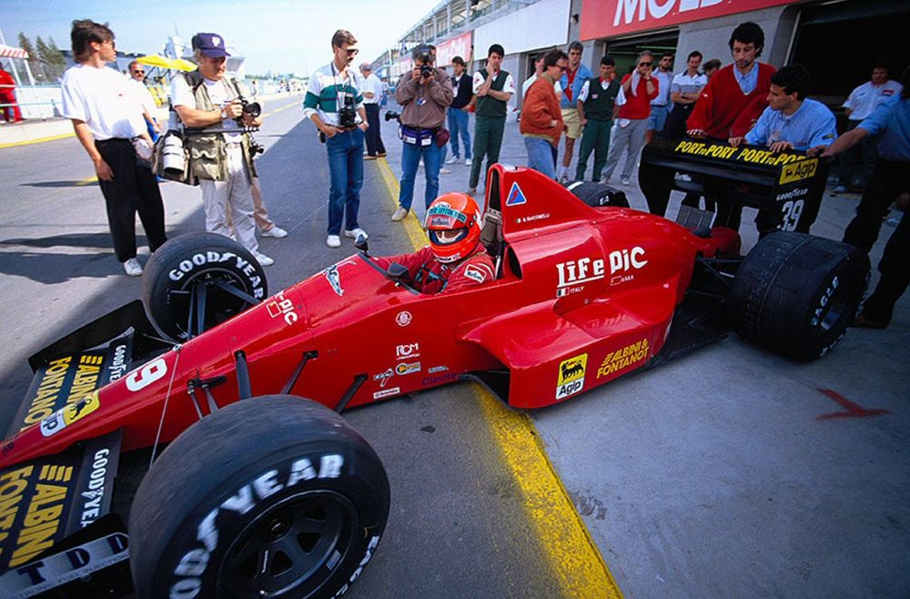 Bruno Giacomelli going out to scare himself again.