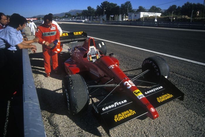 Mr. Giacomelli taking another early break, Paul Ricard 1990.