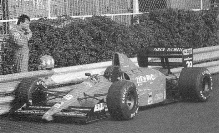 Giacomelli contemplating his options for lunch, Monaco 1990.