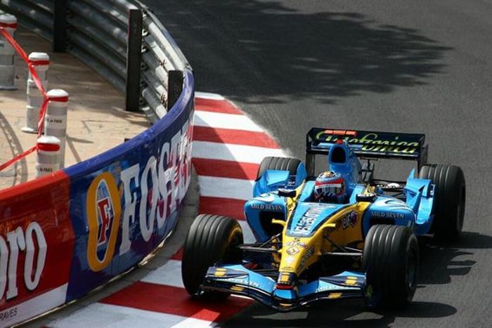 Alonso on his way to finish a decent 4th in Monaco