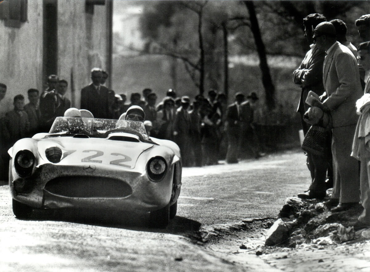 Stirling Moss and Denis Jenkinson in the Mille Miglia-winning #722 car.