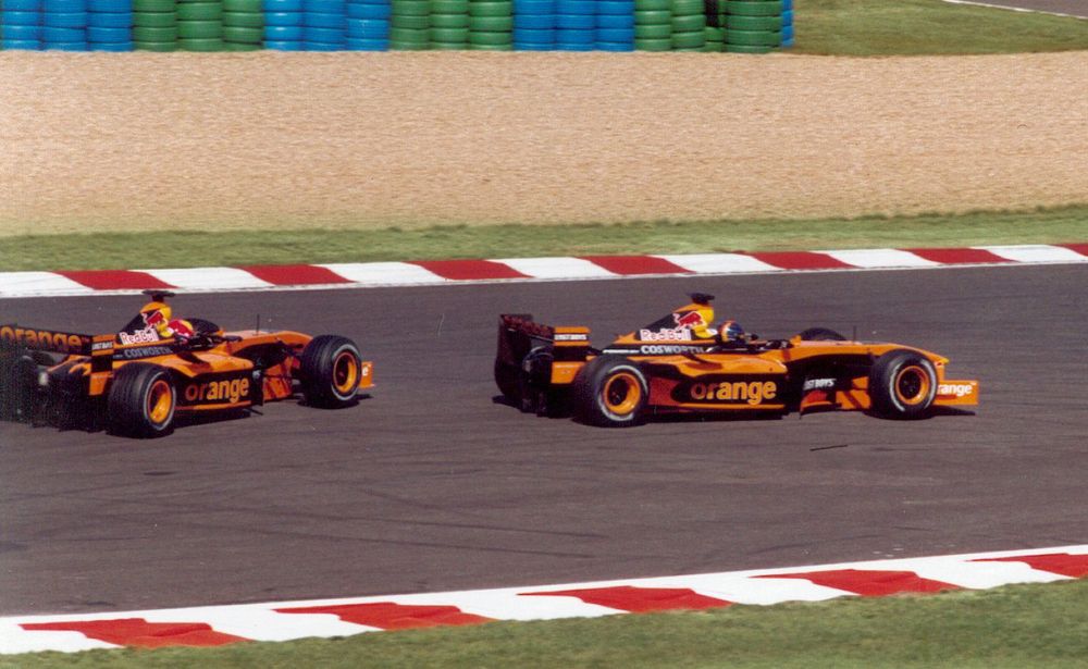 The Arrows of both Frentzen (front) and Bernoldi (back) before failing to qualify for the 2002 French GP
