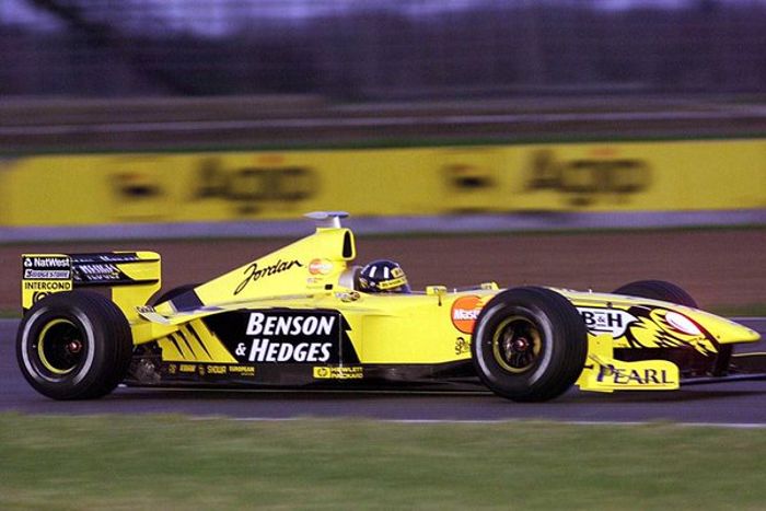 Damon Hill testing the 199 in pre-season testing at Silverstone