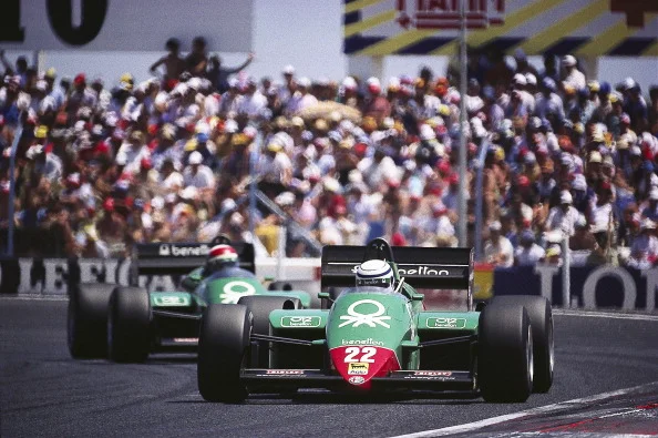 Patrese leading Cheever, 1985 French Grand Prix.