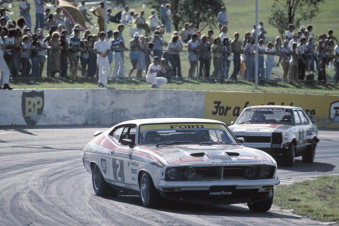 The cars still featured the XB bodystyle for the better part of the 1977 season.