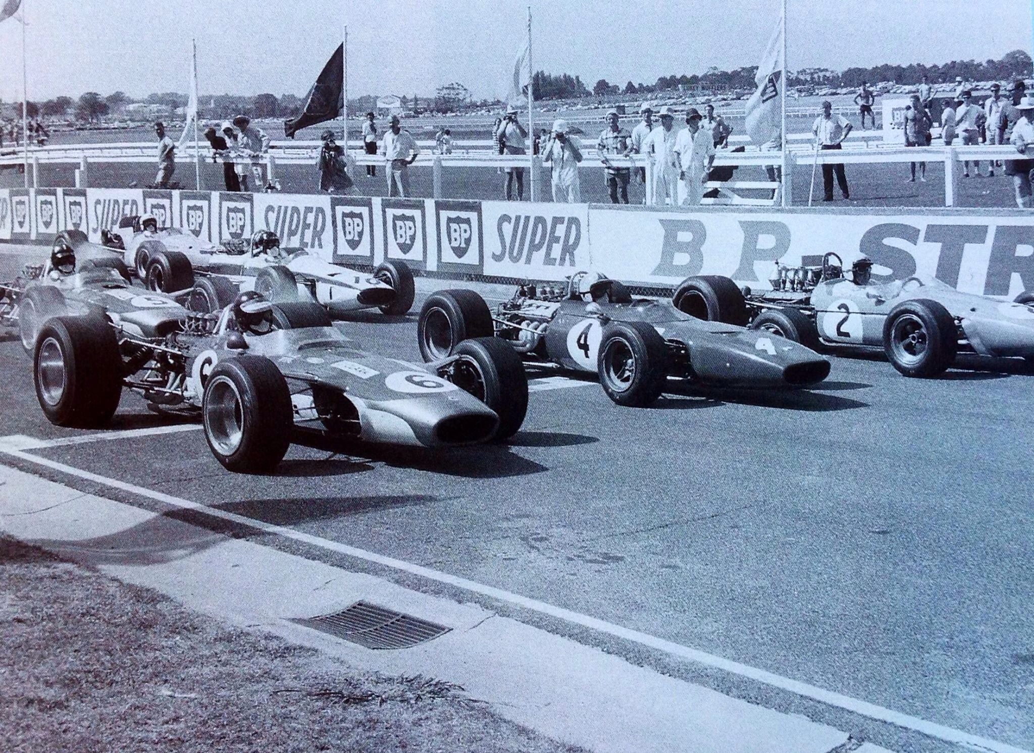 Jim Clark, Chris Amon and Jack Brabham on the front row at the 1968 Australian Grand Prix