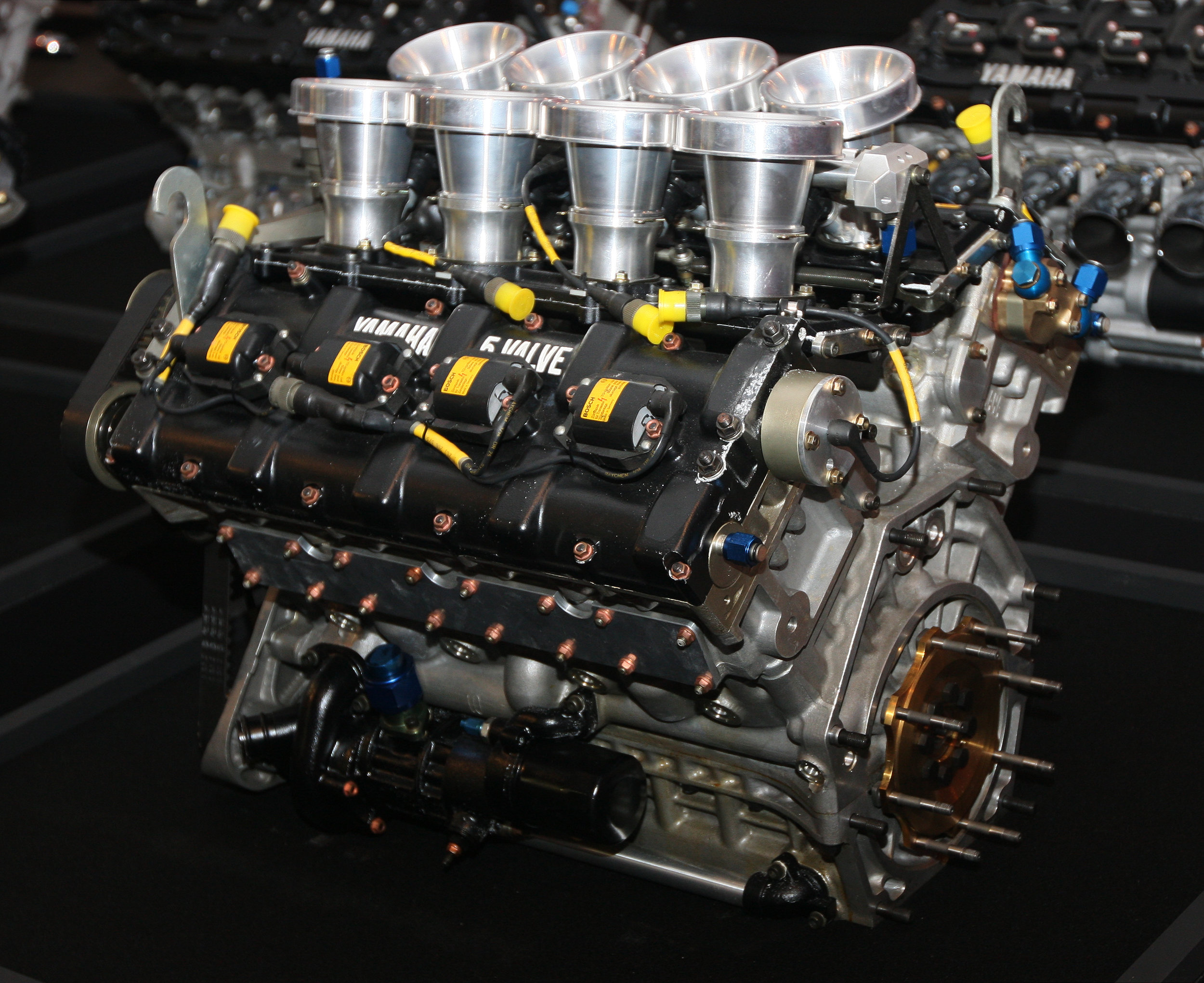 Yamaha's daring 5-valve OX-88 V8.