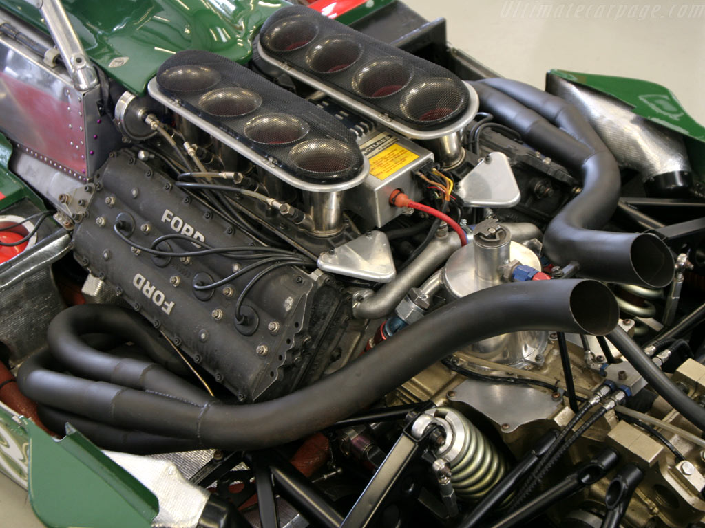 The DFV's exhausts were turned upward to make room for the extended venturi tunnels.