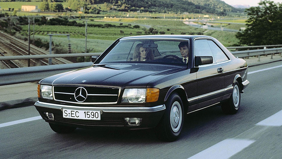 The decadent and insanely luxurious 500 SEC was chosen as AMG's next touring car challenger.