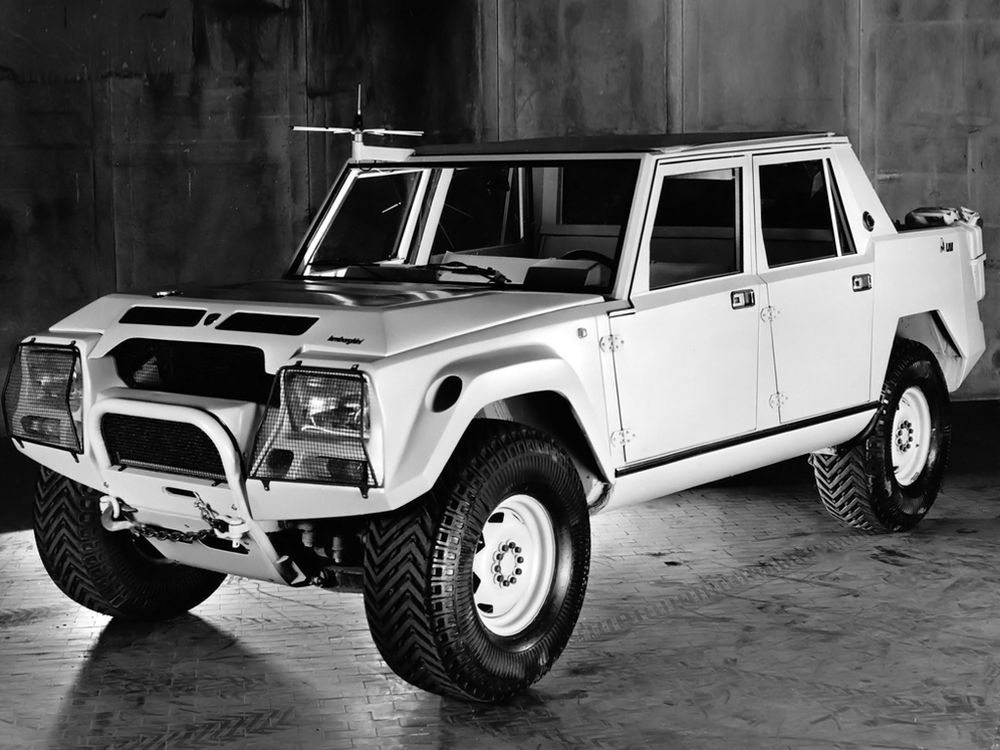The LMA002 was the first step towards a road going Lamborghini SUV.