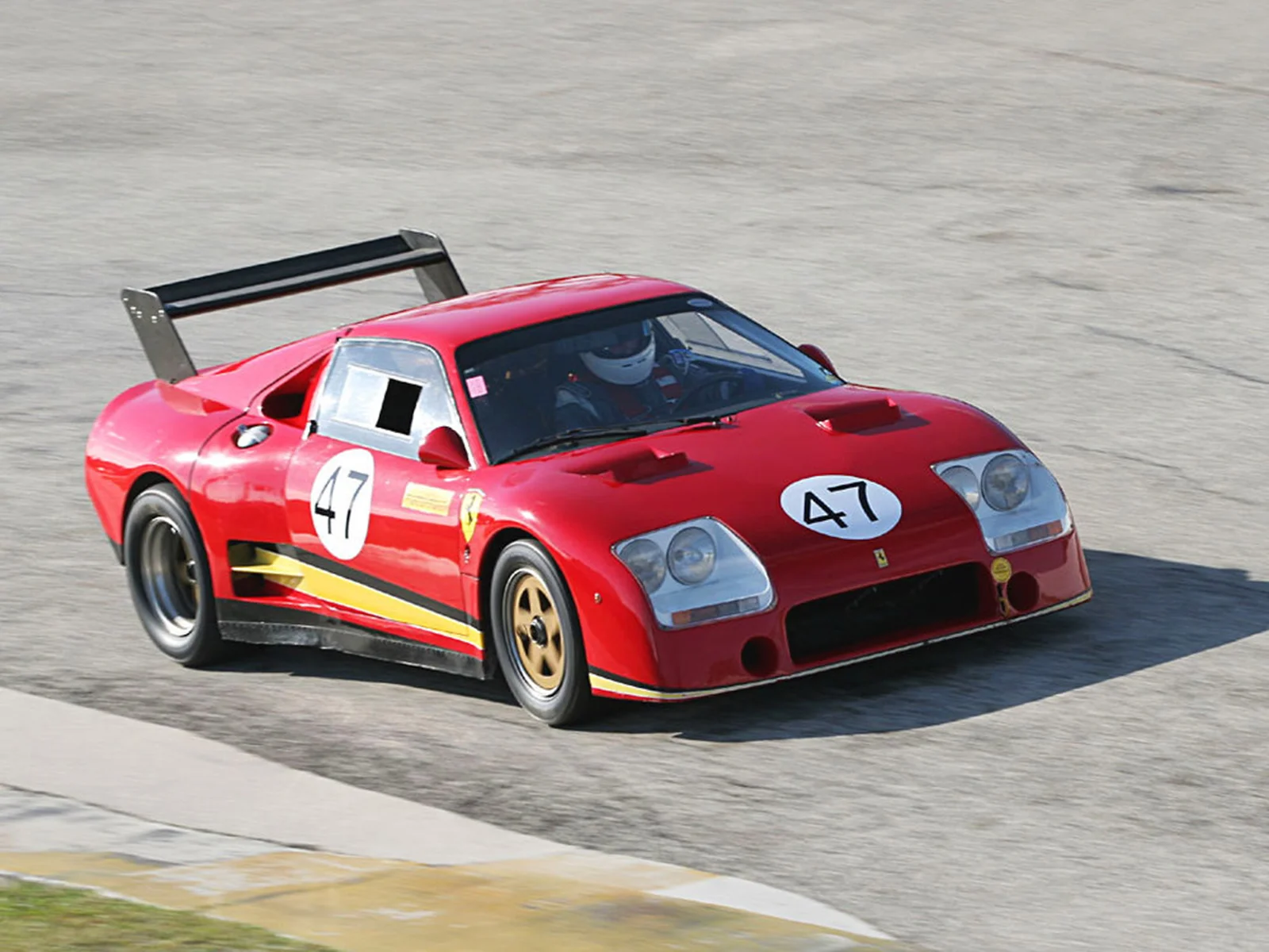 Ferrari_308_GTM_IMSA_1.jpg