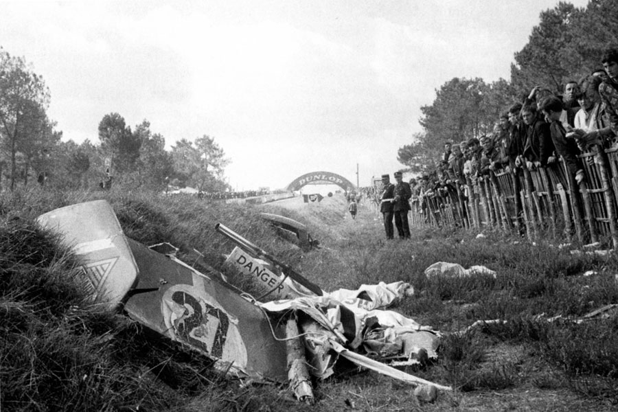Debris from Mauro Bianchi's A220.