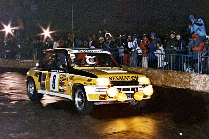 Renault applied the lessons learned from the Stratos to an ordinary family hatchback.