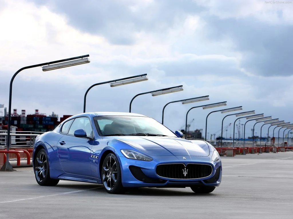 The Sport version further developed and modernized the Granturismo, which was almost a decade old by this point.
