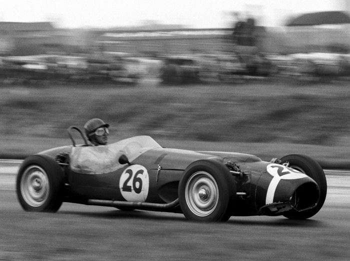 The Ferguson P99 married an advanced four wheel drive system to a very old-fashioned chassis.
