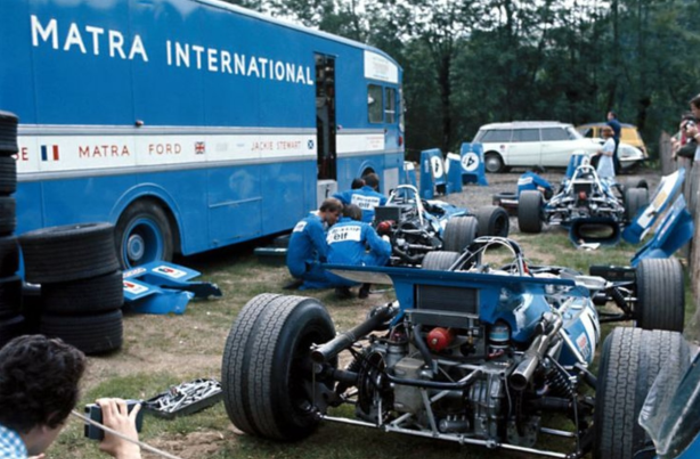 The MS84 (foreground) in the paddock at Clermon-Ferrand, 1969.