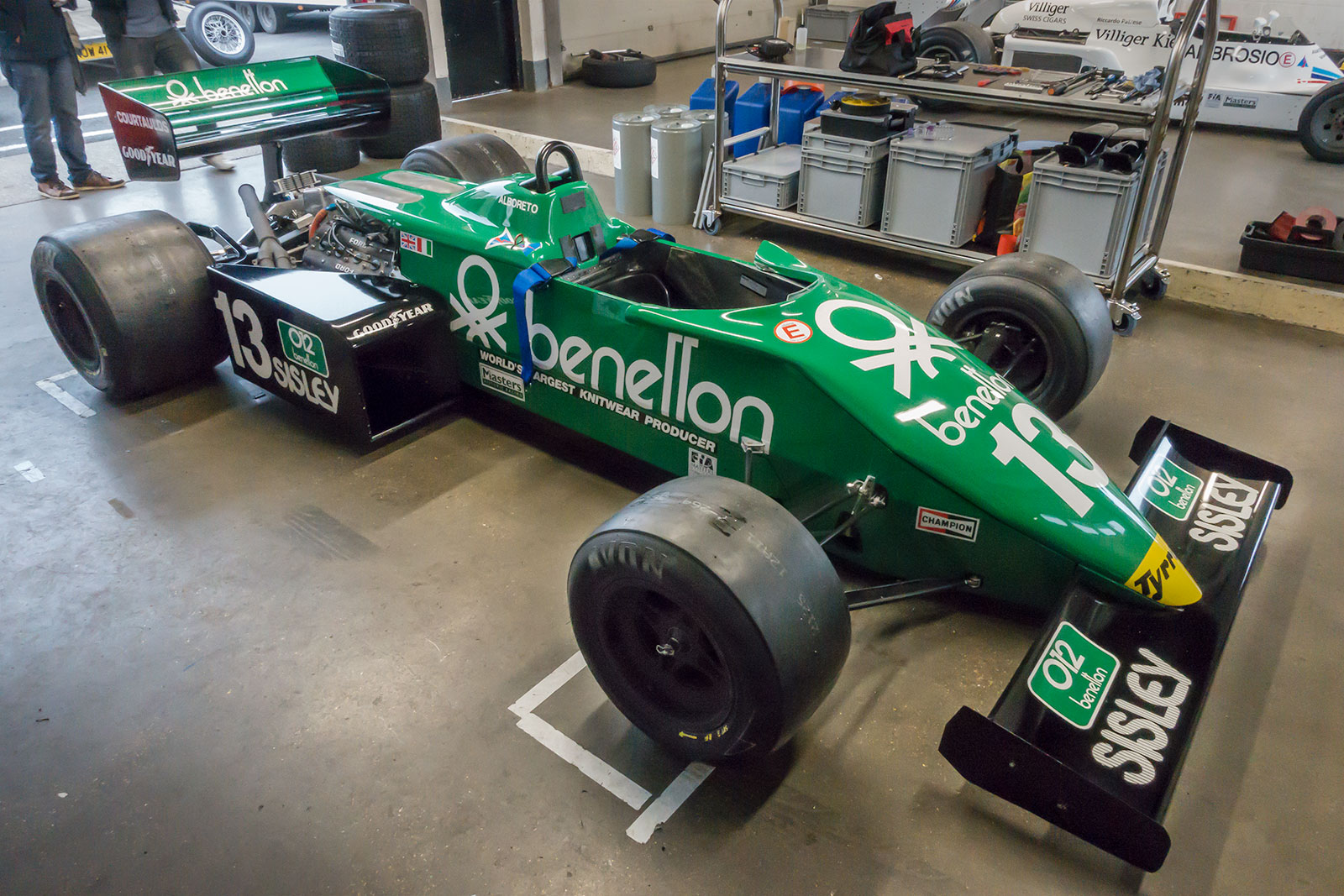 For 1983, Tyrrell fielded a botched 011-chassis.