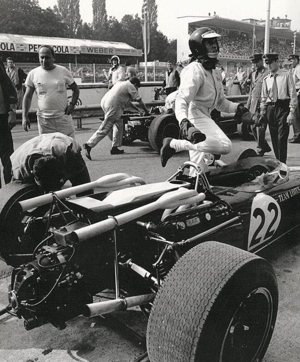 Jim Clark steps into the 43 for the first time, Monza 1966.
