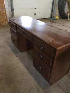 desk.jpg