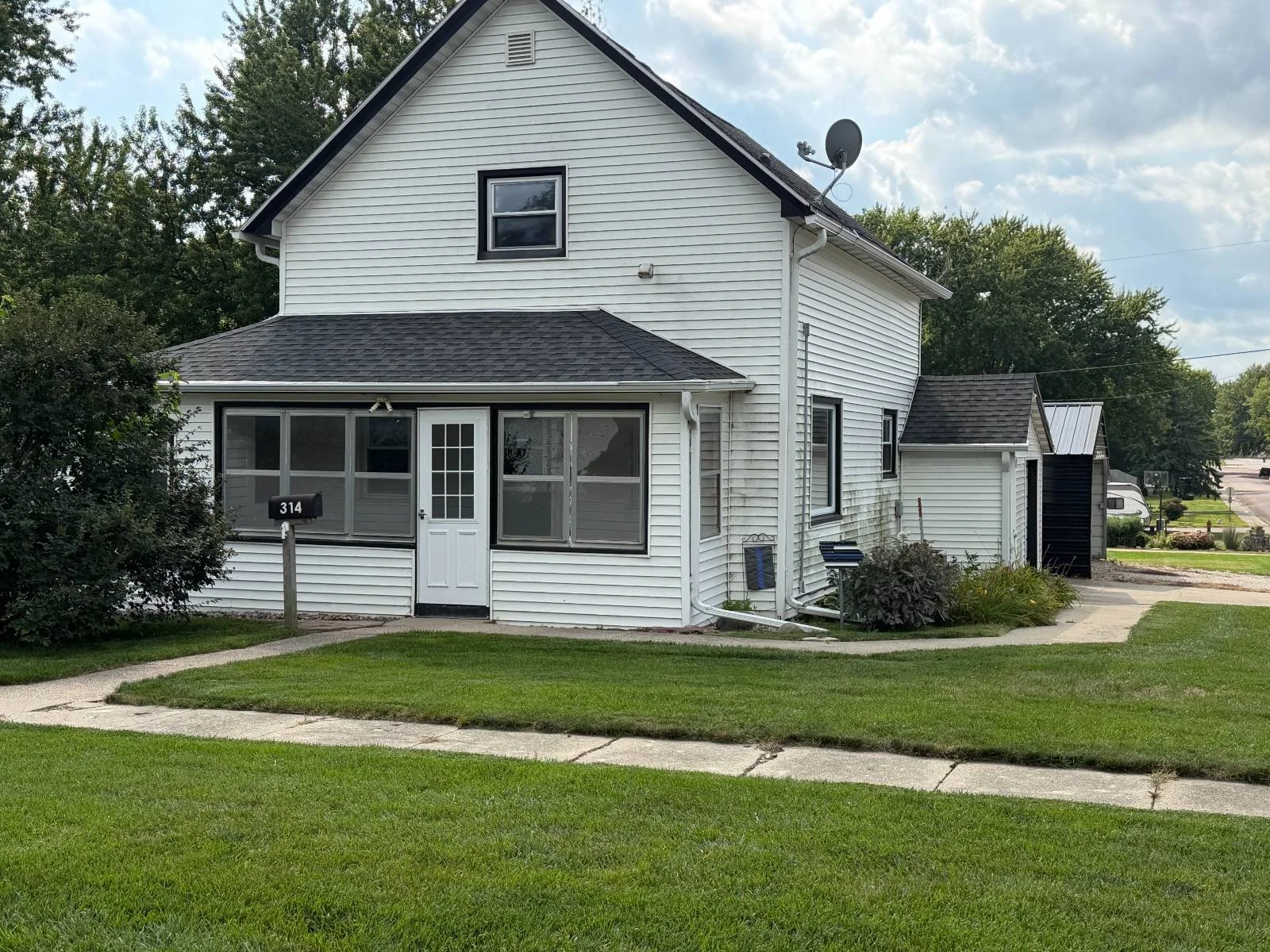 $81,000 - 314 Walnut, Early, IA 50535