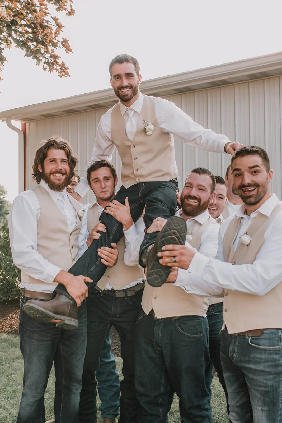 Vanvoorhis First Look + Formals-236.jpg