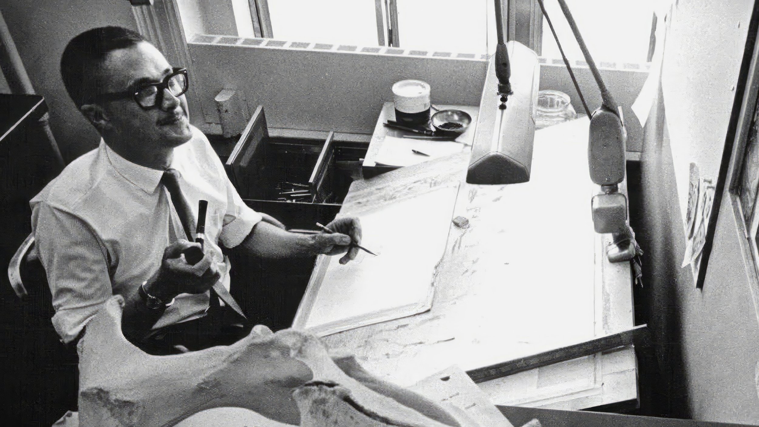 Pat Oliphant in A SAVAGE ART, a Magnolia Pictures release. Photo courtesy of Magnolia Pictures.