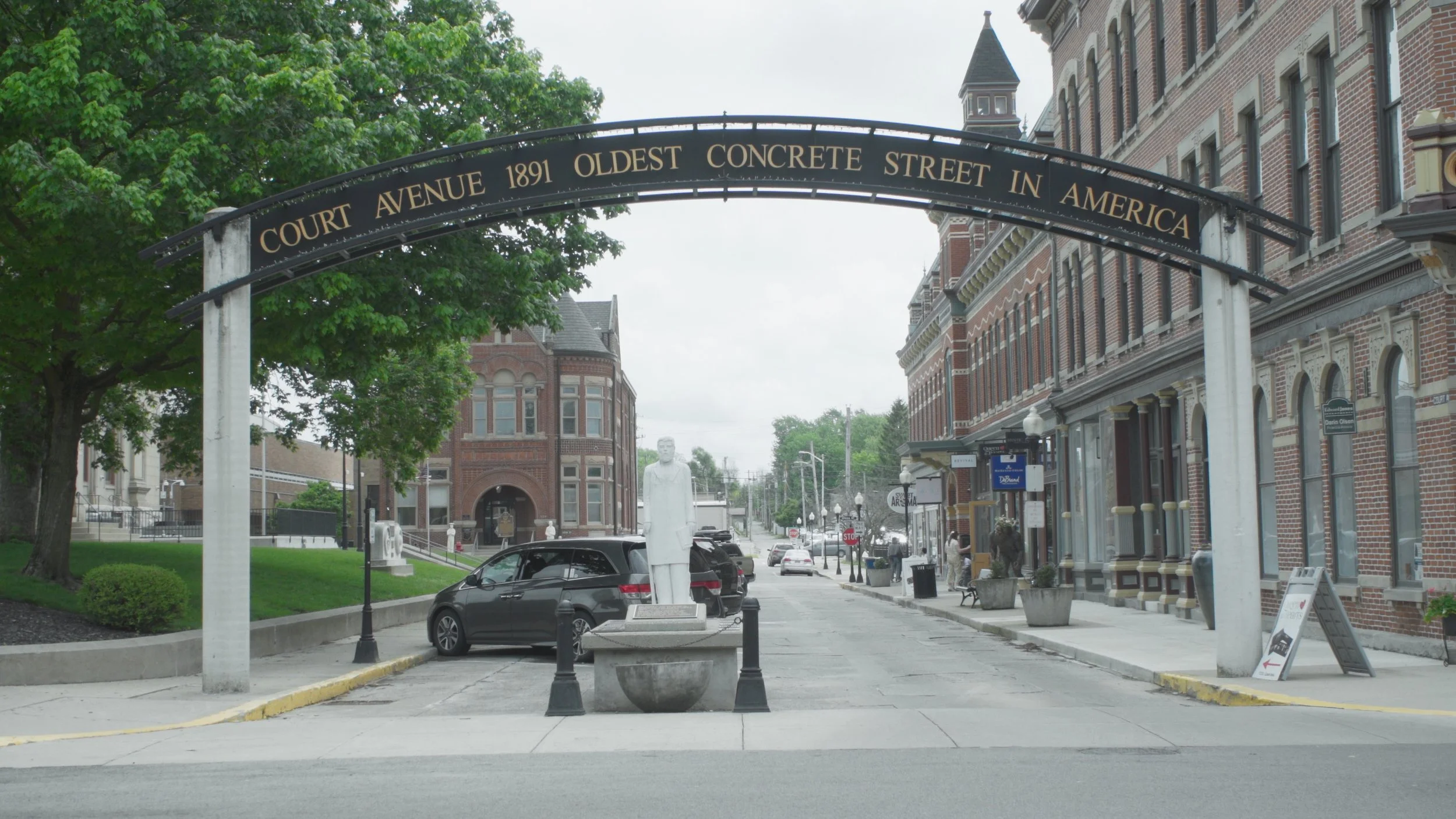  A scene from THE HISTORY OF CONCRETE, a Magnolia Pictures release. Photo courtesy of Magnolia Pictures. 