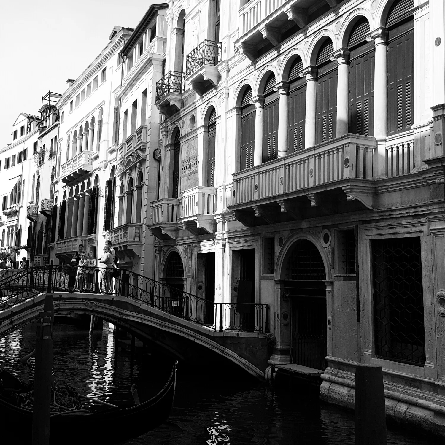 Canales de Venecia en Blanco y Negro