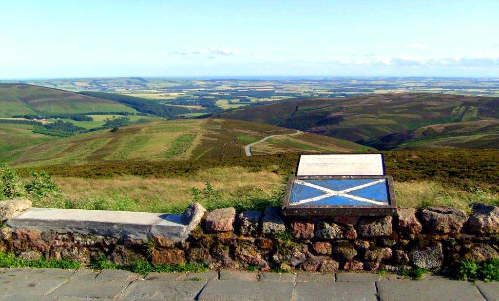 NICE VIEWS FROM CAIRN O'MOUNT
